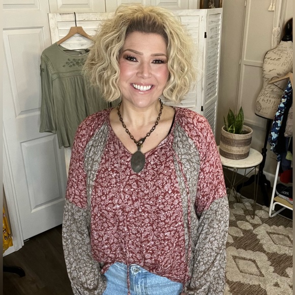 Meet your Posher, Dacie - Picture 3 of 6